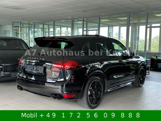 Porsche Cayenne GTS Black Edition Burmester Pano Luftfah