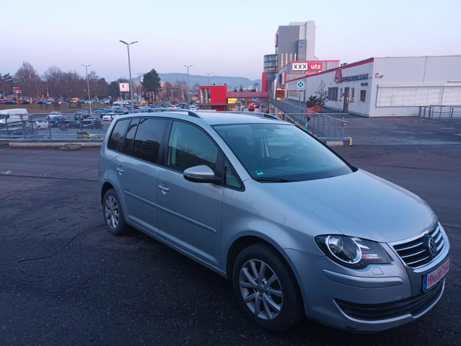 Volkswagen Touran AUTOMATIK EURO5 Full fahrbereit