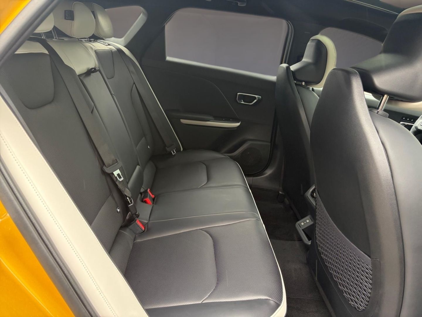 Fahrzeugabbildung Kia K4 1.6 T-GDI 132 kW GT-Line HUD El. Panodach Nav