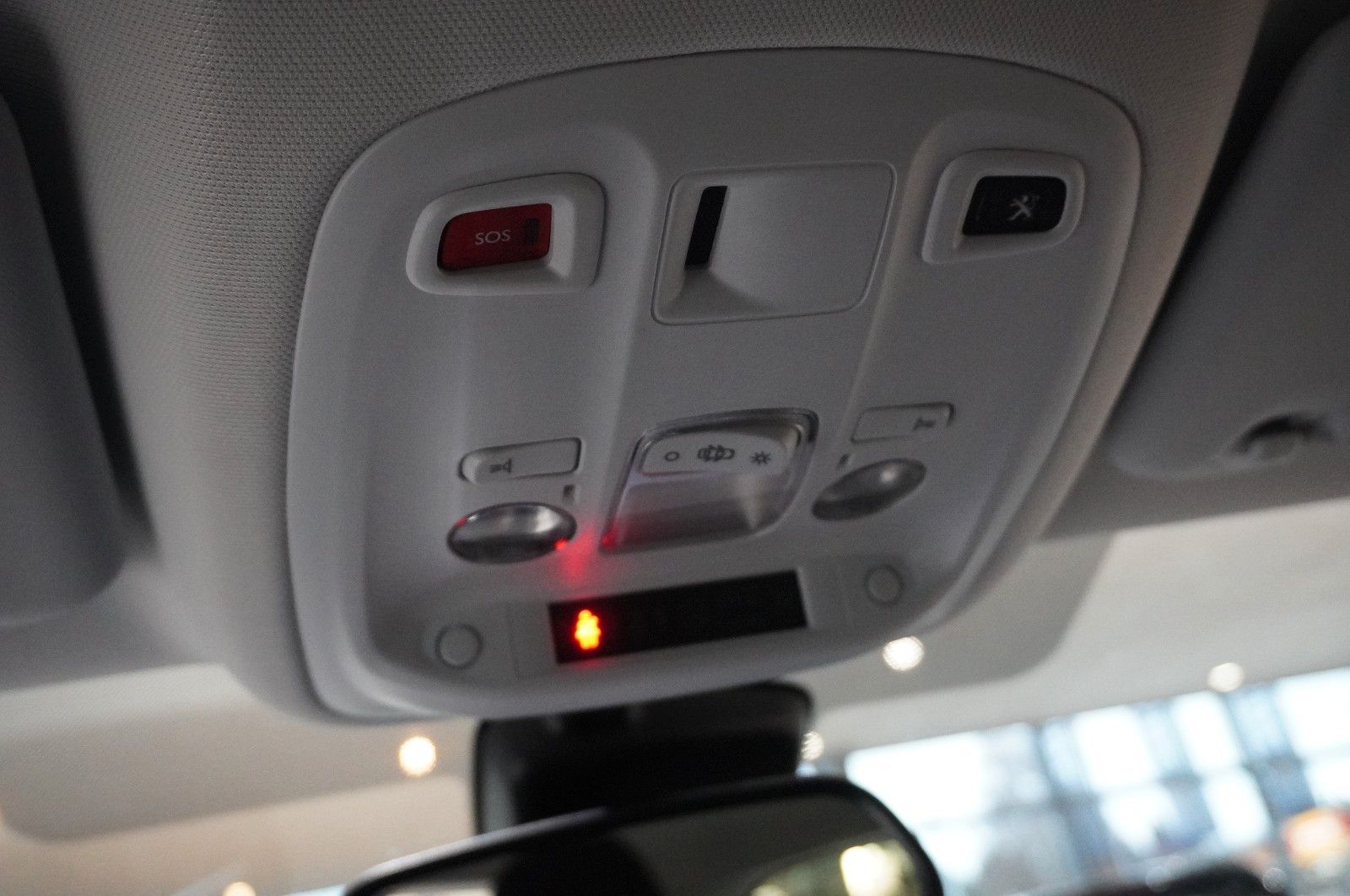 Fahrzeugabbildung Peugeot 308 LIM. 1.2T ACTICE PACK NAVI/LED/SPORT/NEBEL