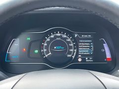 Fahrzeugabbildung Hyundai KONA EV Premium 150kW *RW484KM*Nav*HeUp*ACC*LED*