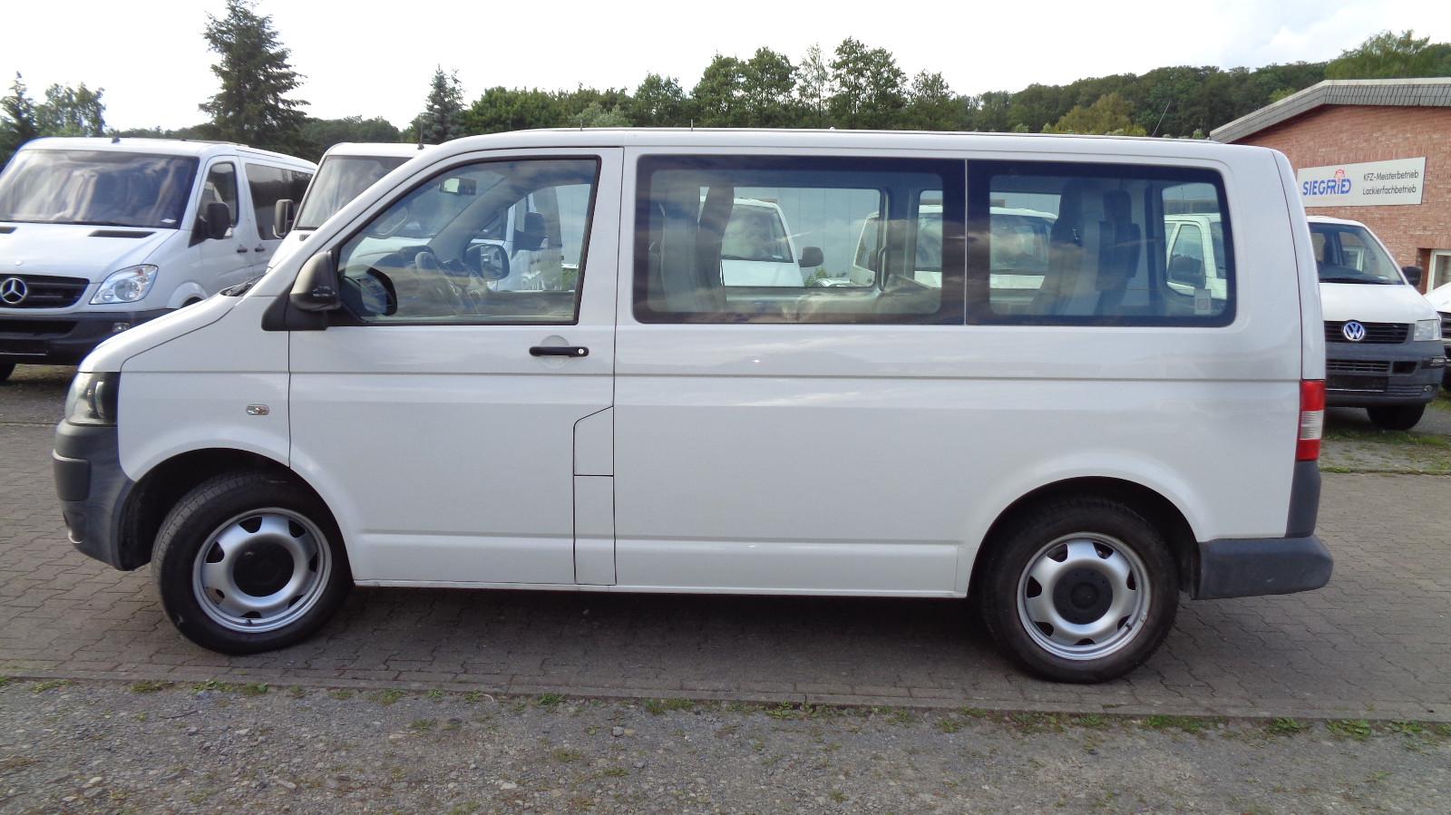 Volkswagen T5 Transporter Kasten-Kombi Kombi 4Motion
