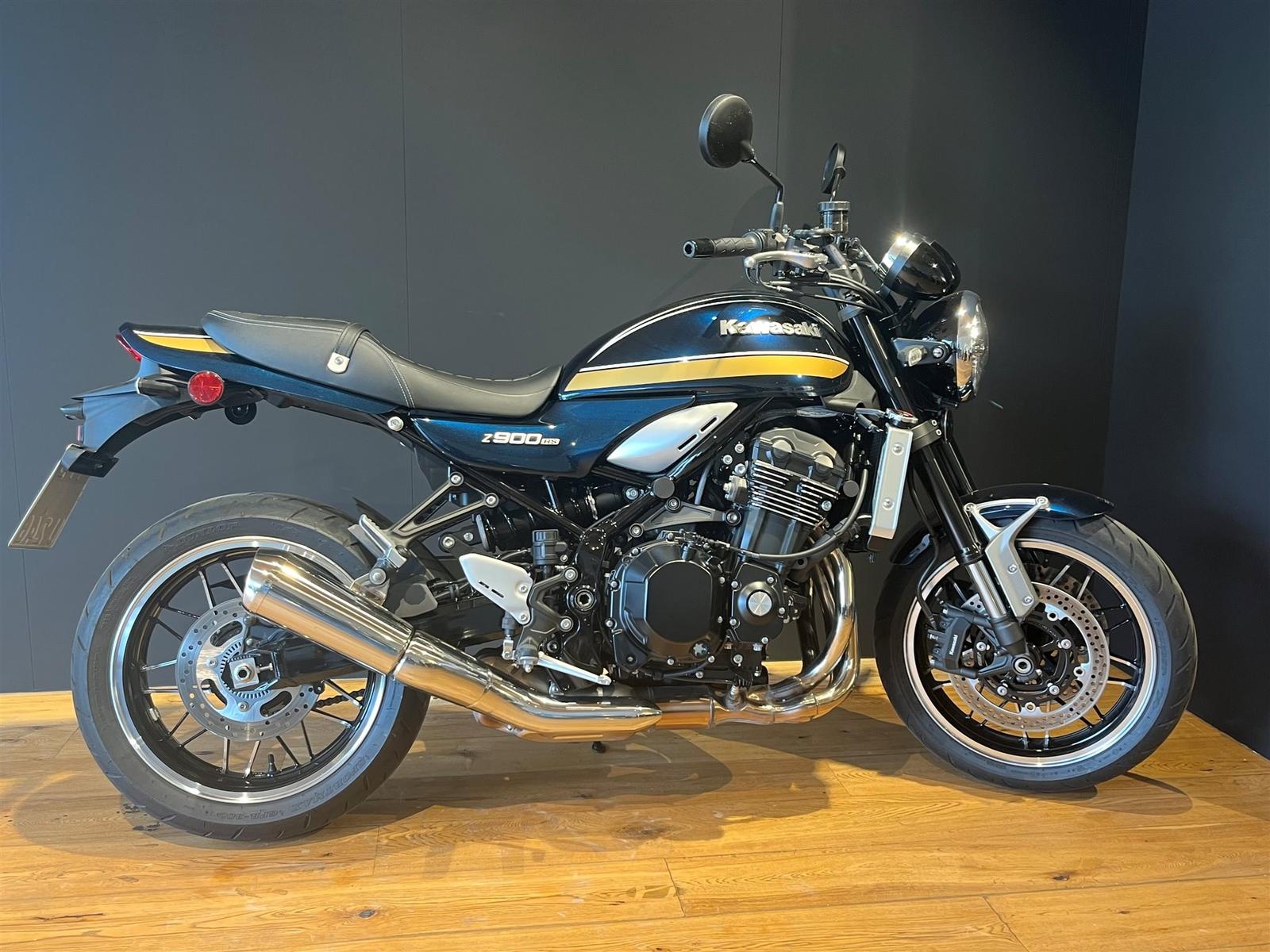 Kawasaki Z900 RS Service neu / erst 5200km/ 1.Hand