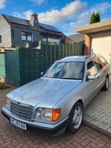 Mercedes-Benz 230 TE Aut.,Leder,Klima,ESHD,Sitzh.,H Zul.,4xEFH - Mercedes-Benz 230 in Düsseldorf
