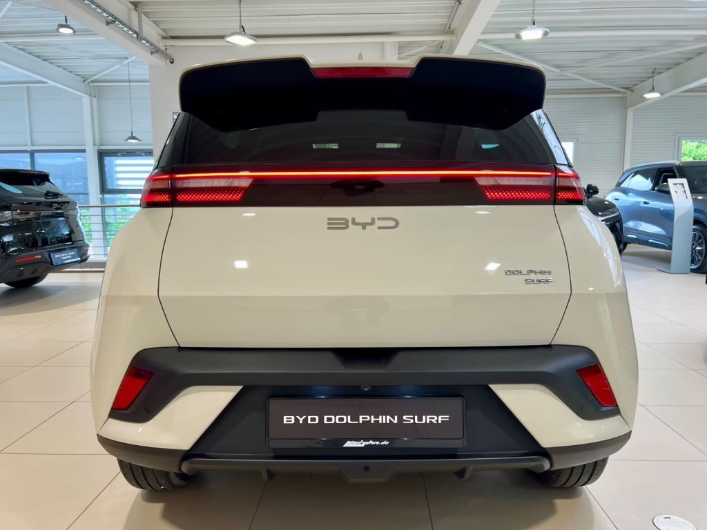 BYD DOLPHIN