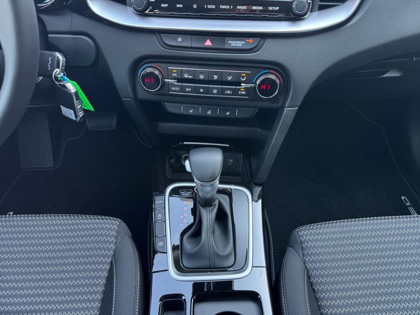 Kia Ceed_sw 1.5T Vision Navi Rückfahrkam. Klimaautom