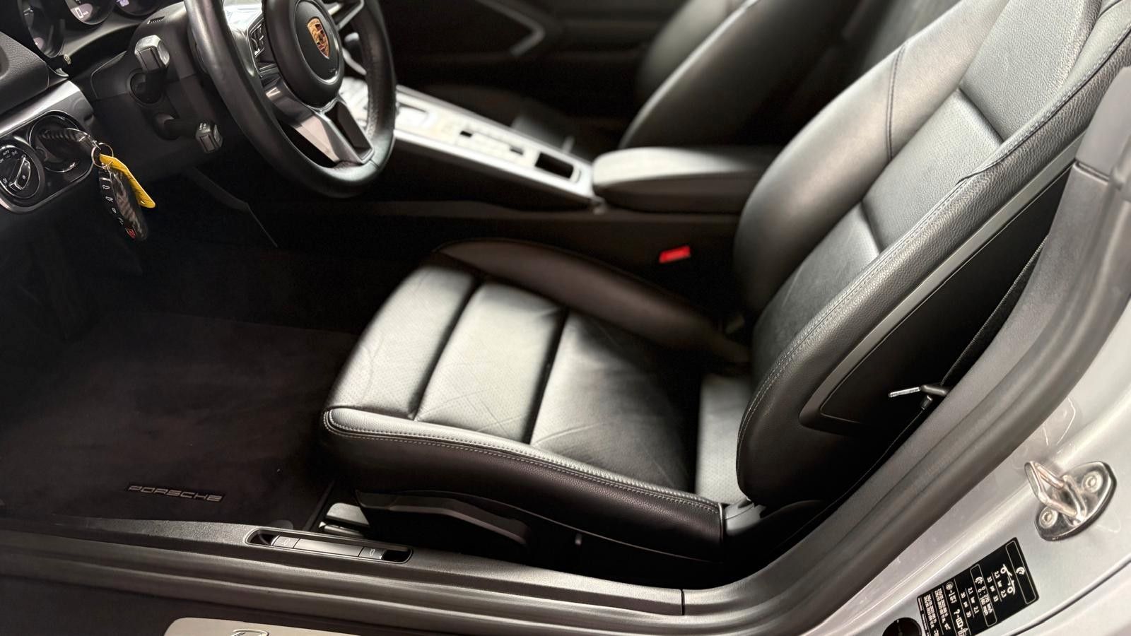 Fahrzeugabbildung Porsche Boxster/718/erst 44000km/TOP!