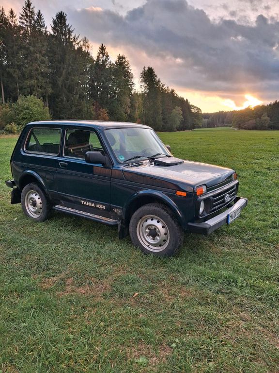 Image of Lada Taiga