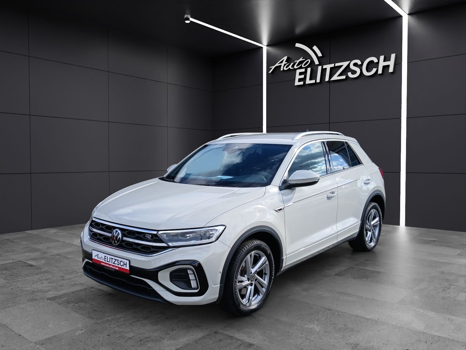 Fahrzeugabbildung Volkswagen T-Roc TDI R-Line DSG LED AHK Navi AID ACC Park-A