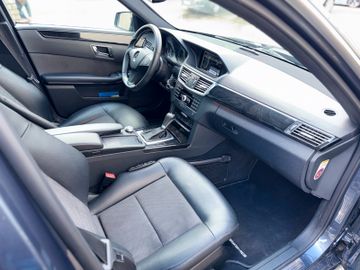 Mercedes E 250 - 6