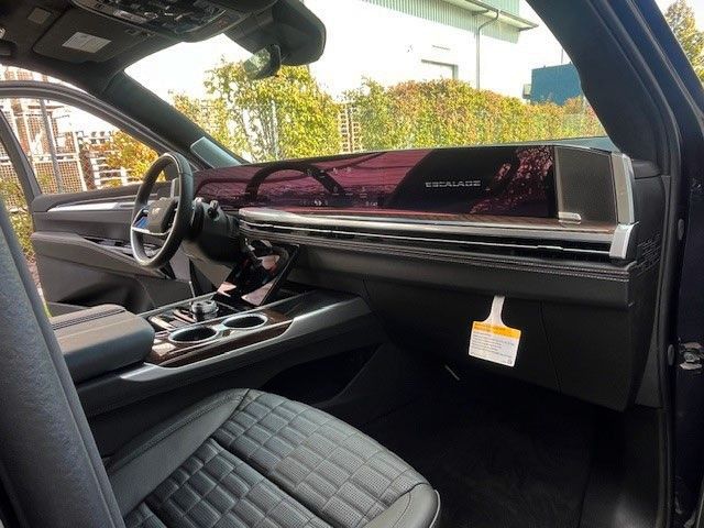 Cadillac Escalade Sport Platinum 6.2l MY 2025