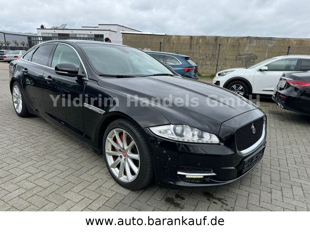 Jaguar Xj