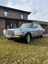 Mercedes-Benz Mercedes Benz W123 300D Automatik Baujahr ... - Mercedes-Benz 300: D W123