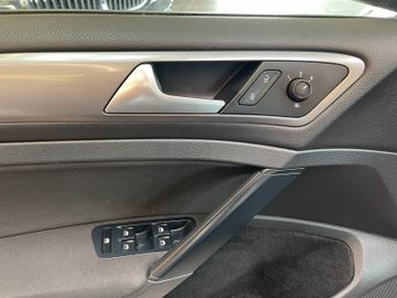 Volkswagen Golf VII Variant Trendline BlueTDI