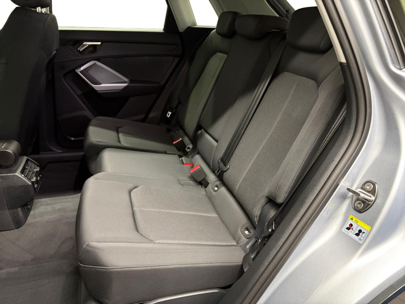 Audi Q3 TFSI advanced AHK Navi Virtual ACC Sitzh Carp