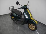 Vespa GTS 300 HPE Racing Sixties // 1.Hand - VESPA SI
