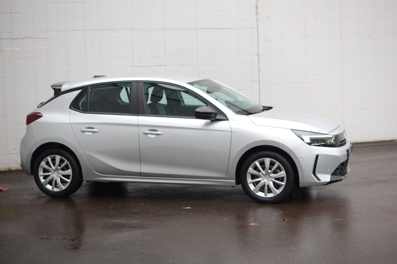 Fahrzeugabbildung Opel Corsa 1.2 Edition Automatik Allwetter,PDC,Kamera