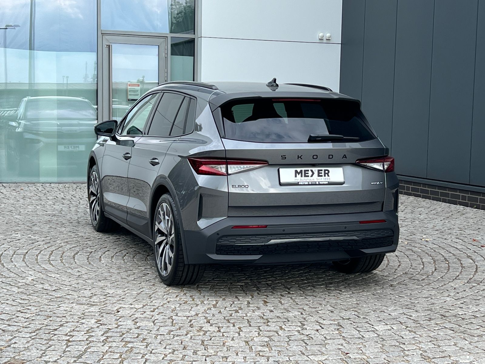 Fahrzeugabbildung SKODA Elroq 85 Sportline *AHK, Matrix-LED, LM'-21"*