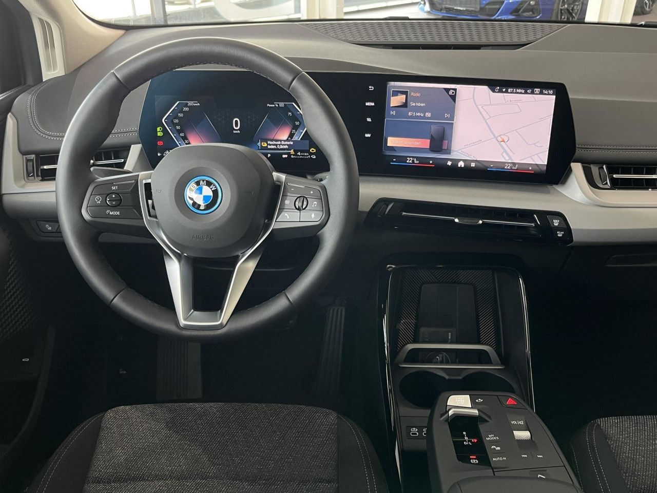 BMW 225 Active Tourer - Bild 8