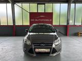 Ford Focus Lim. Titanium*Bixenon*Klimaautomatik* - Ford Focus aus 2012