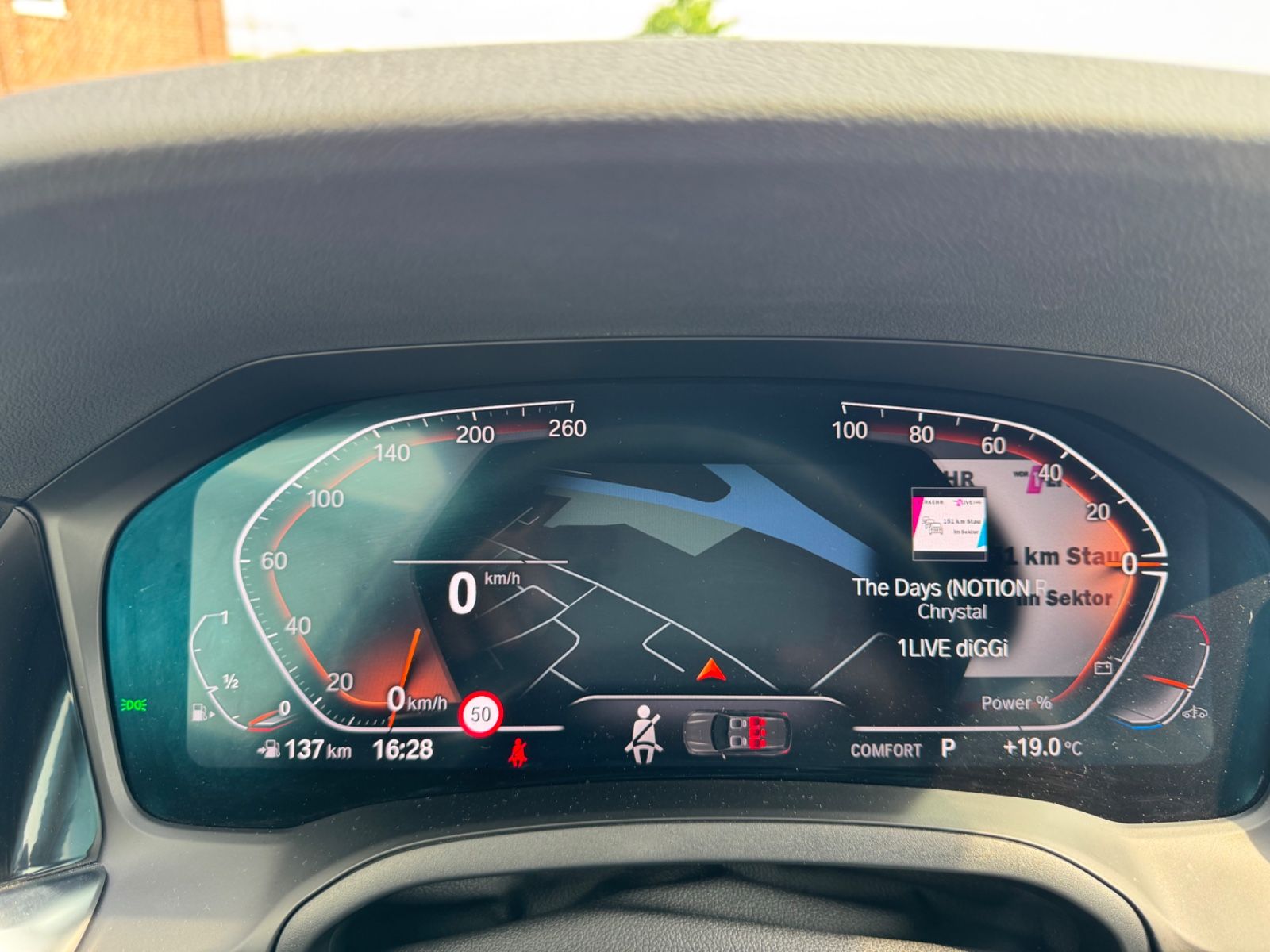 BMW 318 i Touring M Sport/Automatik/unfallfrei/ foto 16