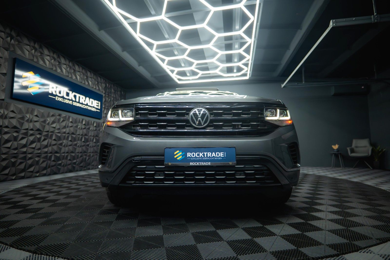 Fahrzeugabbildung Volkswagen ATLAS 3.6 4x4 SEL PREMIUM Black Line *7 Sitze*