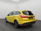 Ford Focus Turnier Titanium - Ford Focus aus 2011: Kombi