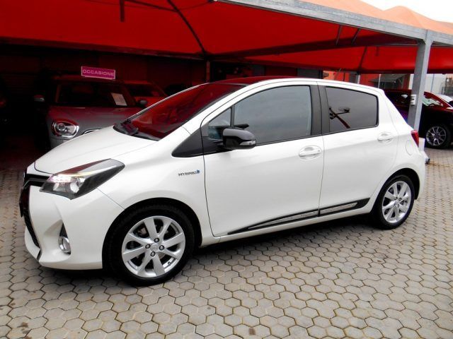 Toyota TOYOTA Yaris 1.5 Hybrid 5 porte Lounge+tetto+nav