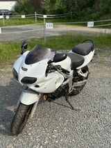 Suzuki SV 650 - SUZUKI 2000 SV650