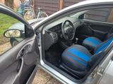 Ford Focus 1.6 Ghia Ghia - Ford Focus aus 2004: Ghia