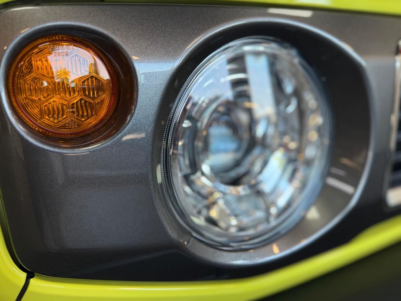 Fahrzeugabbildung Suzuki Jimmy GLX 4-TÜRER AUTOMATIK