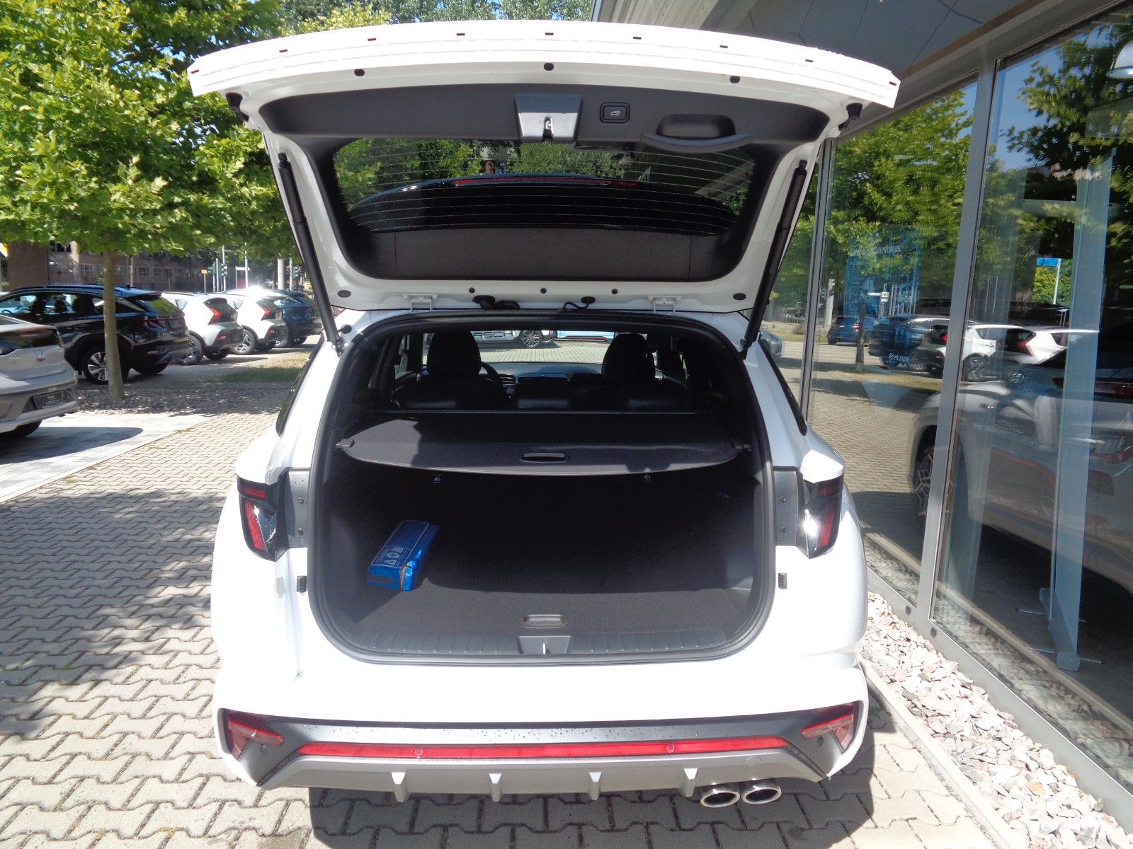 Fahrzeugabbildung Hyundai TUCSON 1.6 T-GDI PHEV AT 4WD N-LINE SITZP. SD