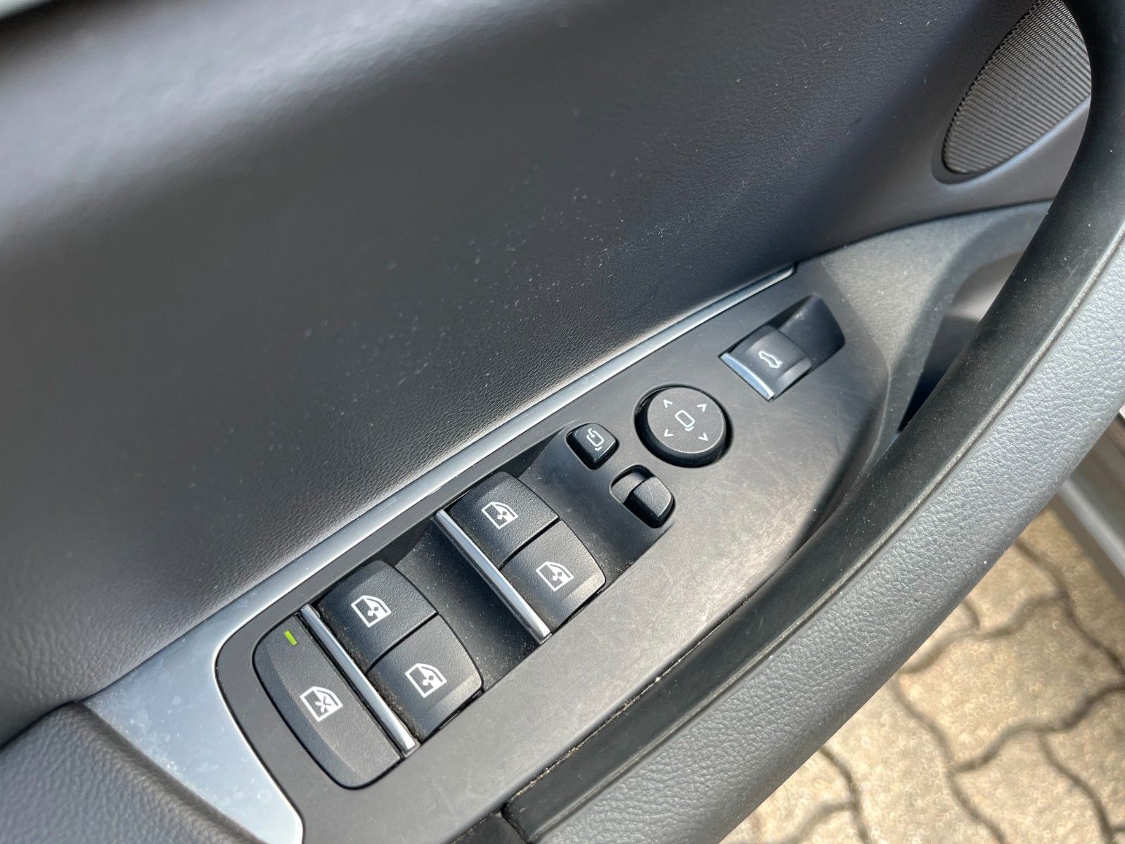BMW X3 xDrive 20 d - AHK, Navi, LED foto 8