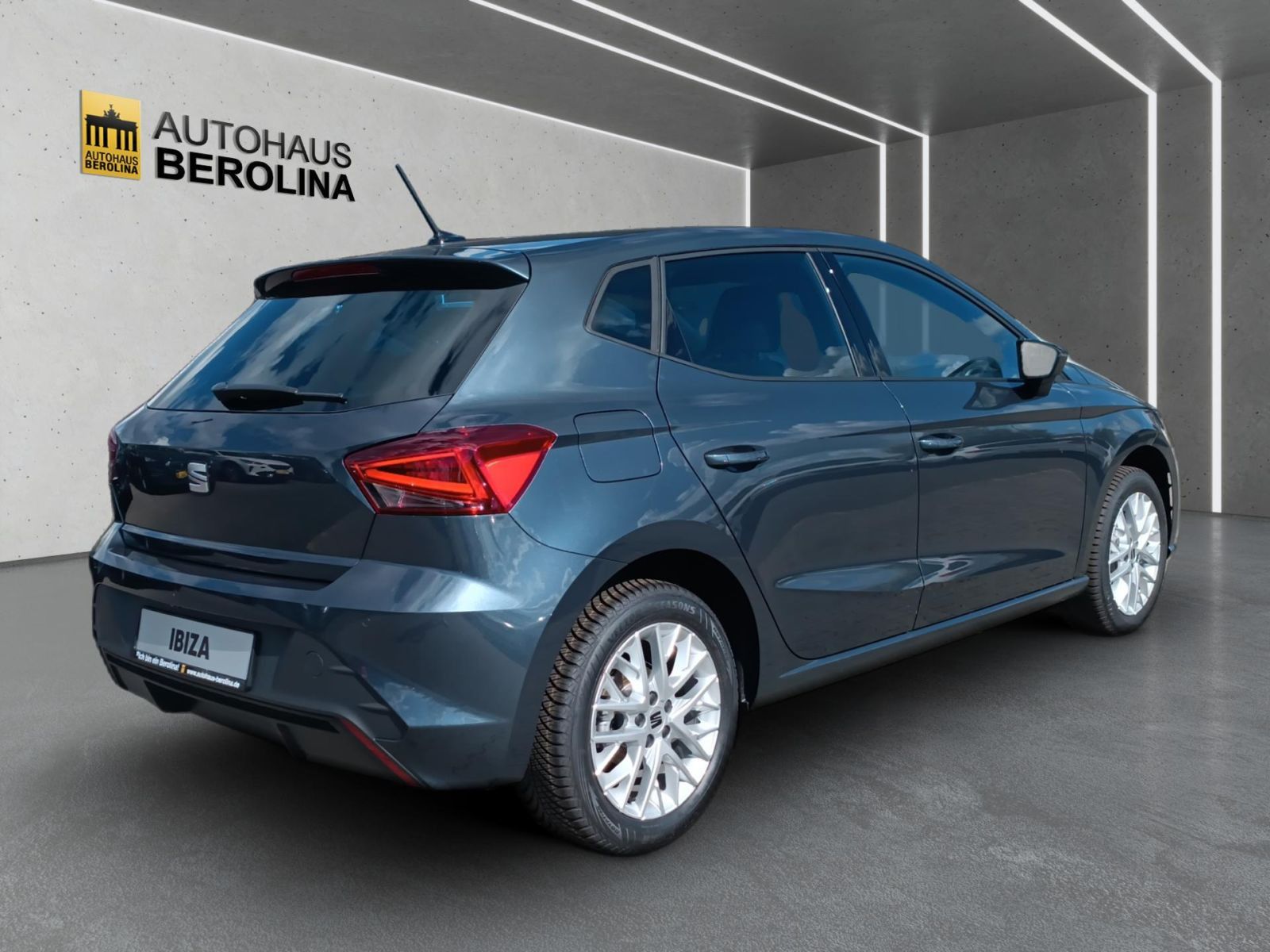 Seat Ibiza 1.0 TSI Style DSG *ACC*R-CAM*PDC*LED*SHZ* imagem 3