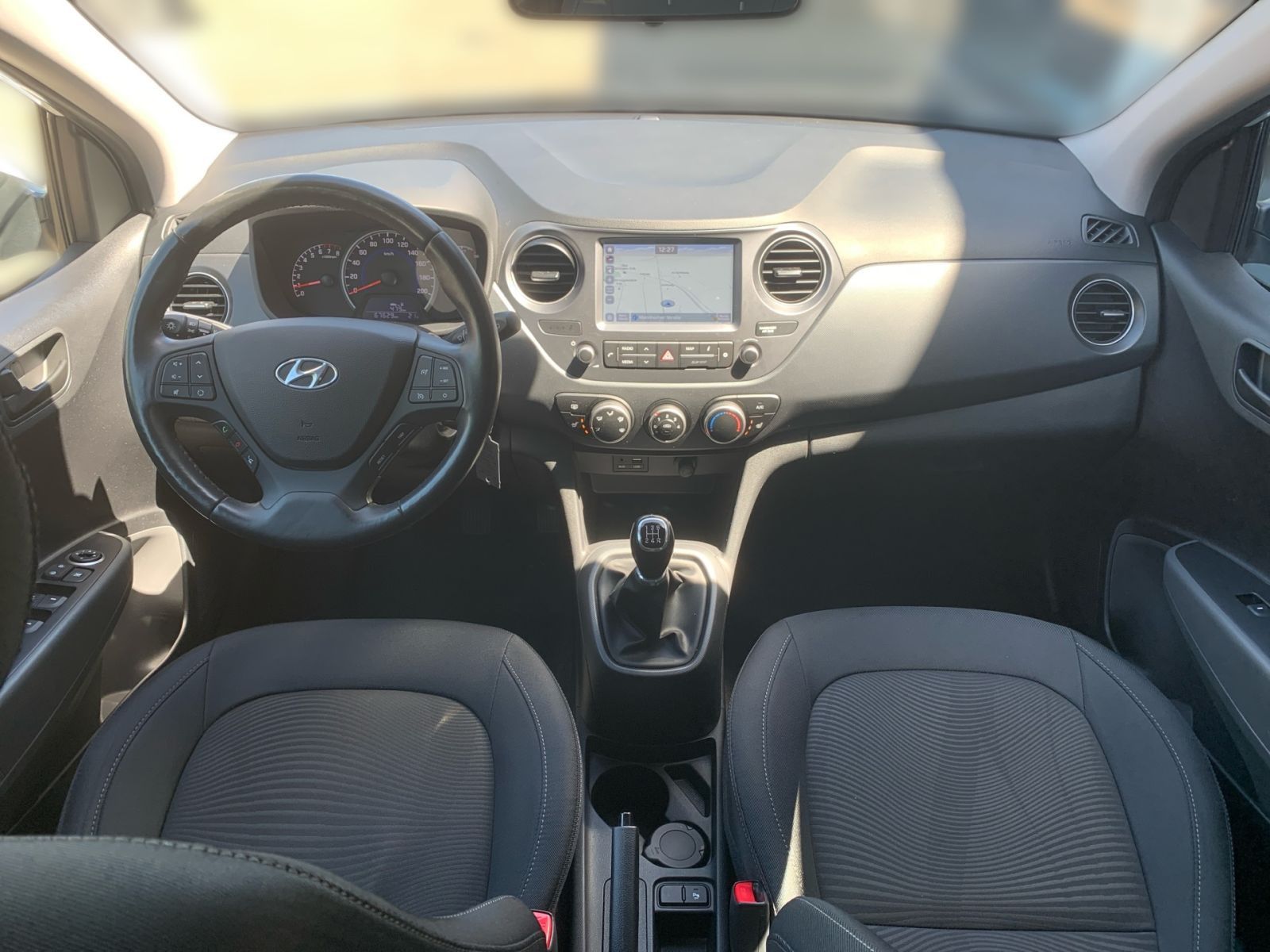 Fahrzeugabbildung Hyundai i10 1.2 YES! Plus Navi Sitzheizung