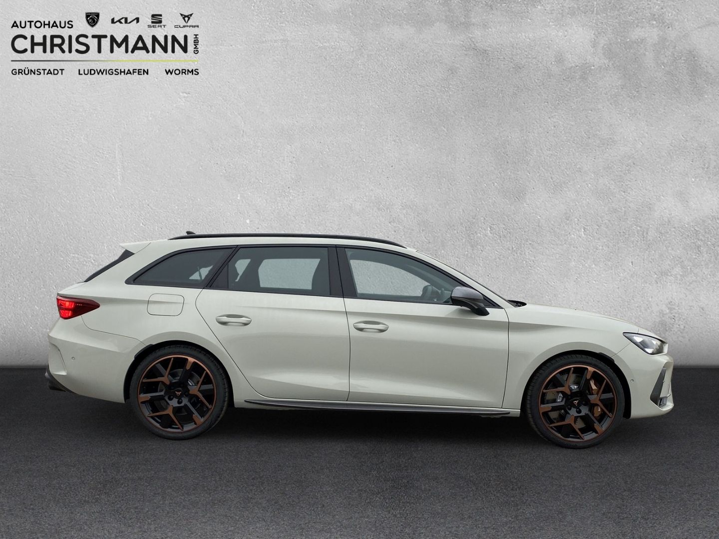 Fahrzeugabbildung CUPRA Leon Sportstourer VZ 4Drive*NAVI*MATRIX*CAM*SHZ*