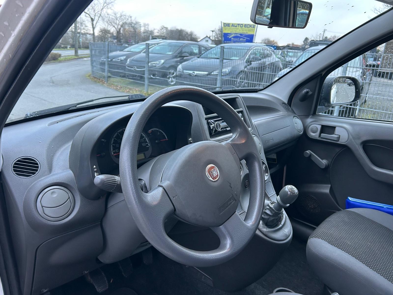 Fiat Panda 1.1 8V Active*AHK*STADTFLITZER*TOP ANGEBOT