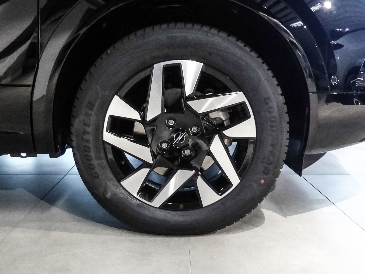 Opel Mokka-e GS Komfort & Tech-Paket AWR imagem 3