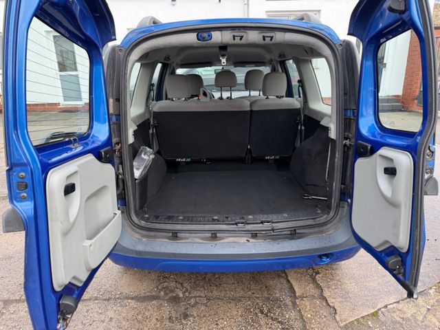 Logan MCV 1.4, ZAHNRIEMEN NEU, TÜV NEU Bild 9
