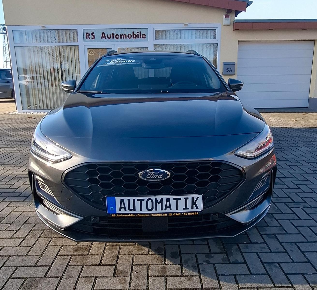 Ford Focus ST-Line X  ACC+Panoramadach+Head-Up+B&O