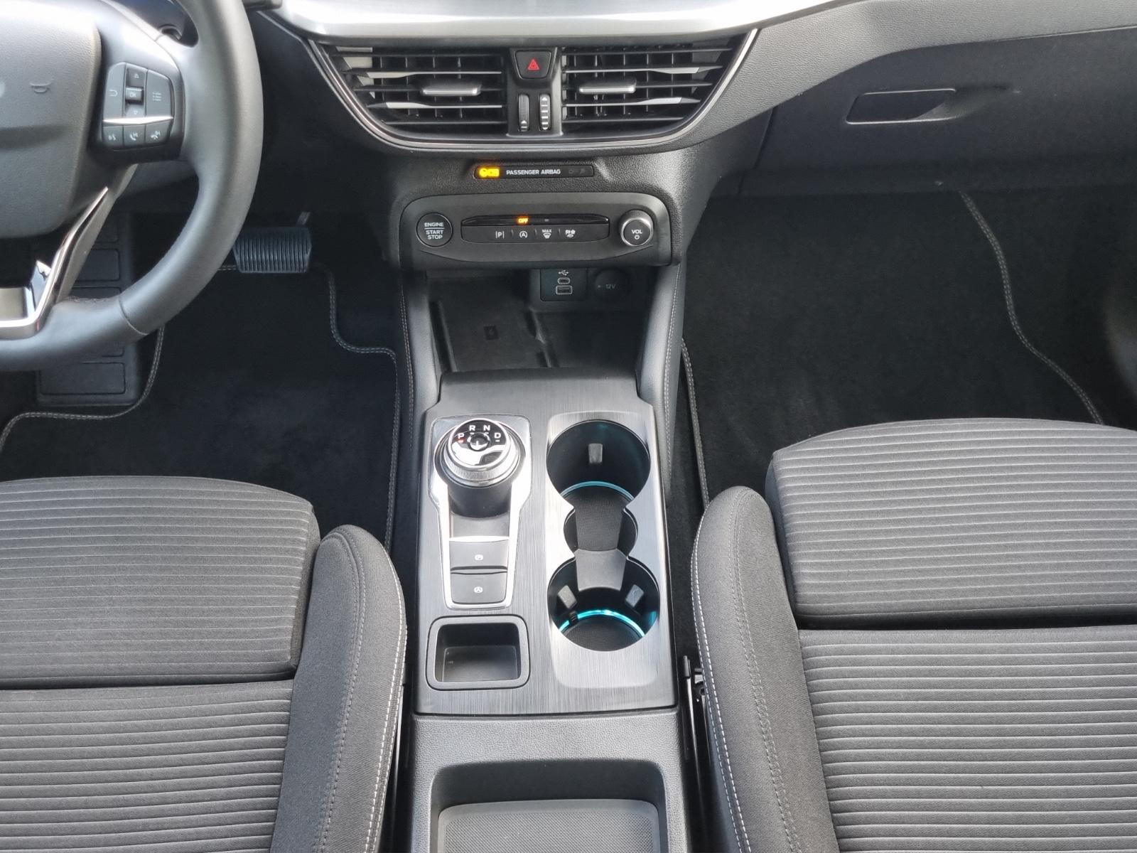 Ford Focus Turnier Titanium X*LED*1HD*ALU*ACC*PDC*SHZ
