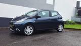 Toyota Aygo x-play touch Navi,Bluetooth TÜV+Service NEU - blaue Toyota Aygo (X)