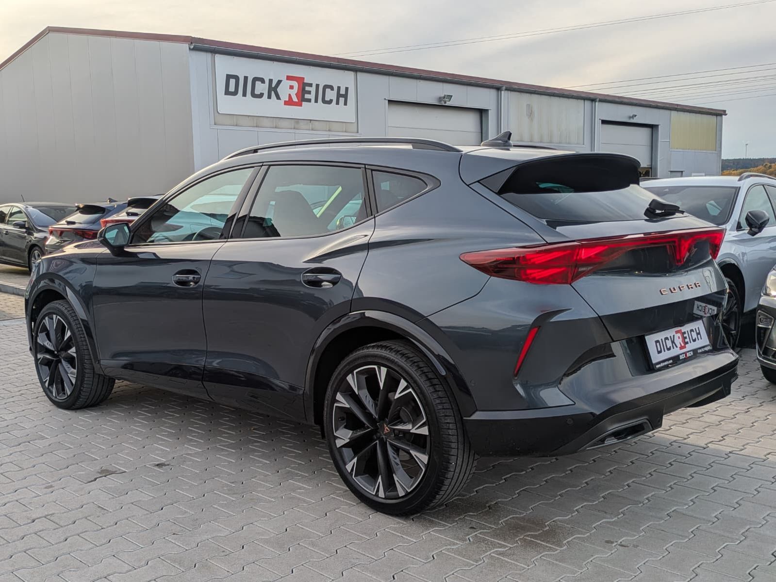 Fahrzeugabbildung CUPRA Formentor 2.0 TDI PANO*MATRIX*SENNH.*DINAM*360