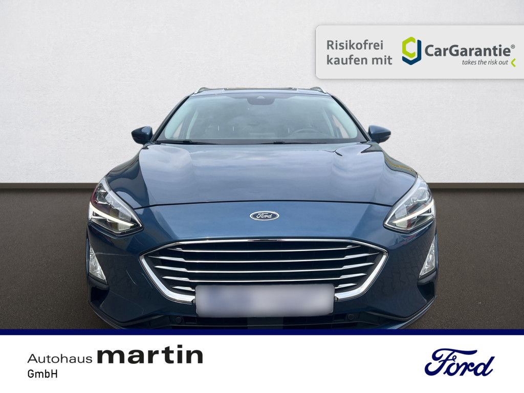 Fahrzeugabbildung Ford Focus 1.5 Titanium KAMERA NAVI ACC STANDHZ LED