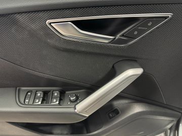 Audi Q2 35 TFSI S line Panodach Kamera elek. Heckkl.