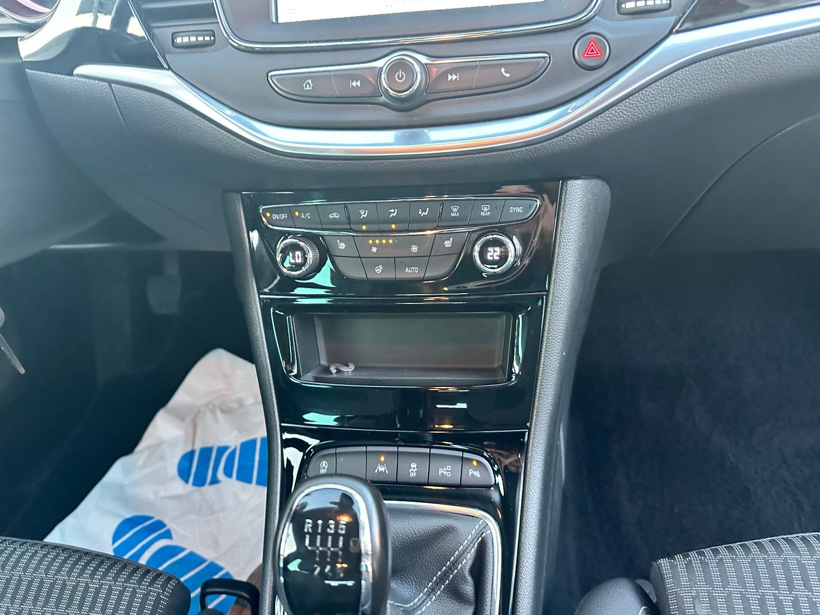 Fahrzeugabbildung Opel ASTRA K ELEGANCE*MOD.2022+LED+KAMERA+NAVI*