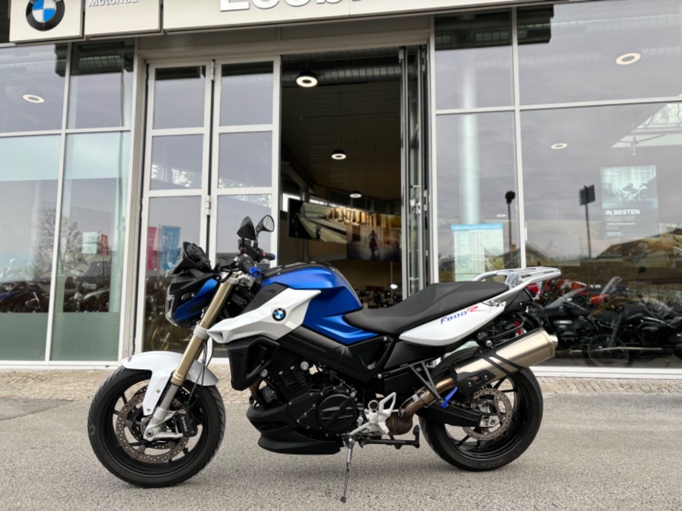 Fahrzeugabbildung BMW F 800 R Touren- und Dynamikpaket