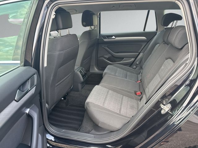 Passat Variant 1.5 TSI DSG Business LED+NAVI+RFK