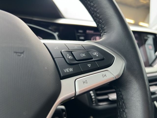 Polo Move 1.0 TSI AHK*Navi*Pano