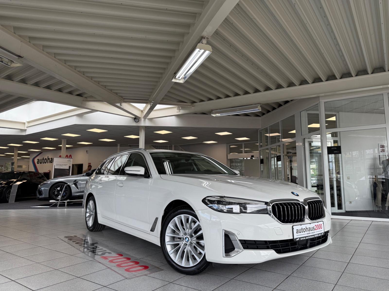 BMW 520 d Touring xDrive Luxury LineLED/HUD/CAM/AHK